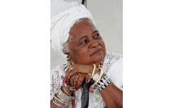 Um Adeus a Beatriz Moreira Costa, (Mãe Beata de Iemanjá) Um Adeus a Beatriz Moreira Costa, (Mãe Beata de Iemanjá)